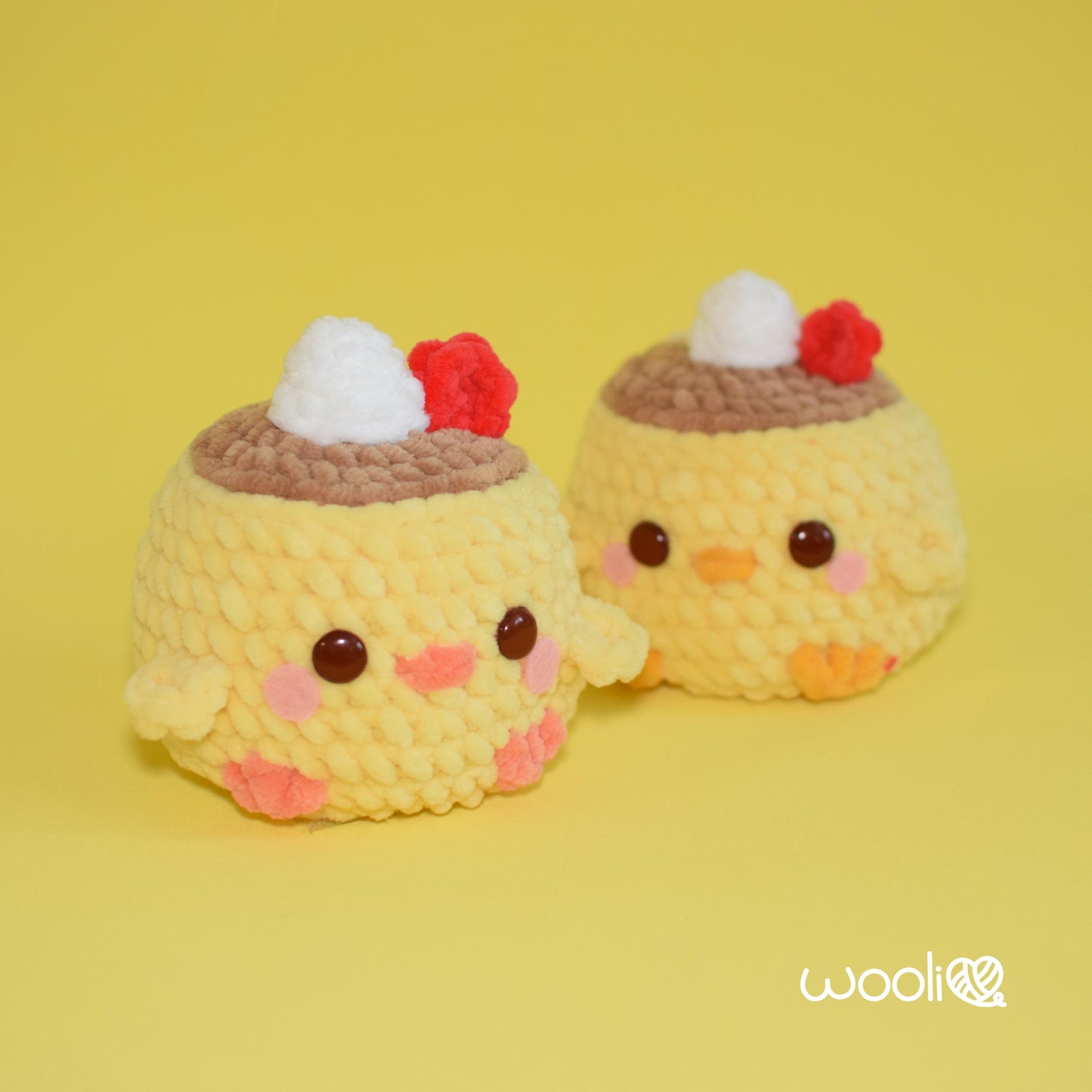 Flanie the Chicken Flan PDF Amigurumi Pattern | English and Spanish