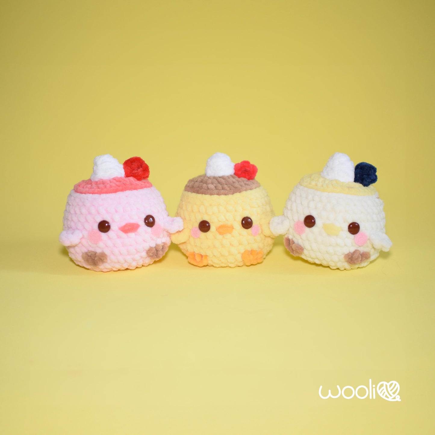 Flanie the Chicken Flan PDF Amigurumi Pattern | English and Spanish