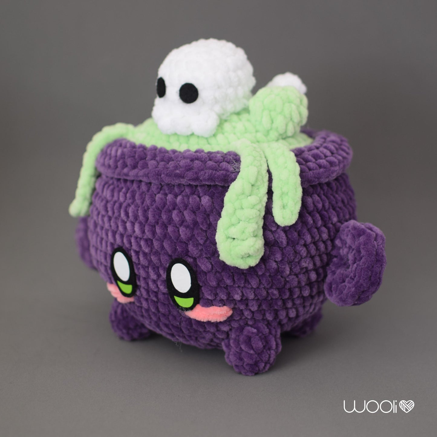 Cory Little Potion Cauldron PDF Amigurumi Pattern | English and Spanish
