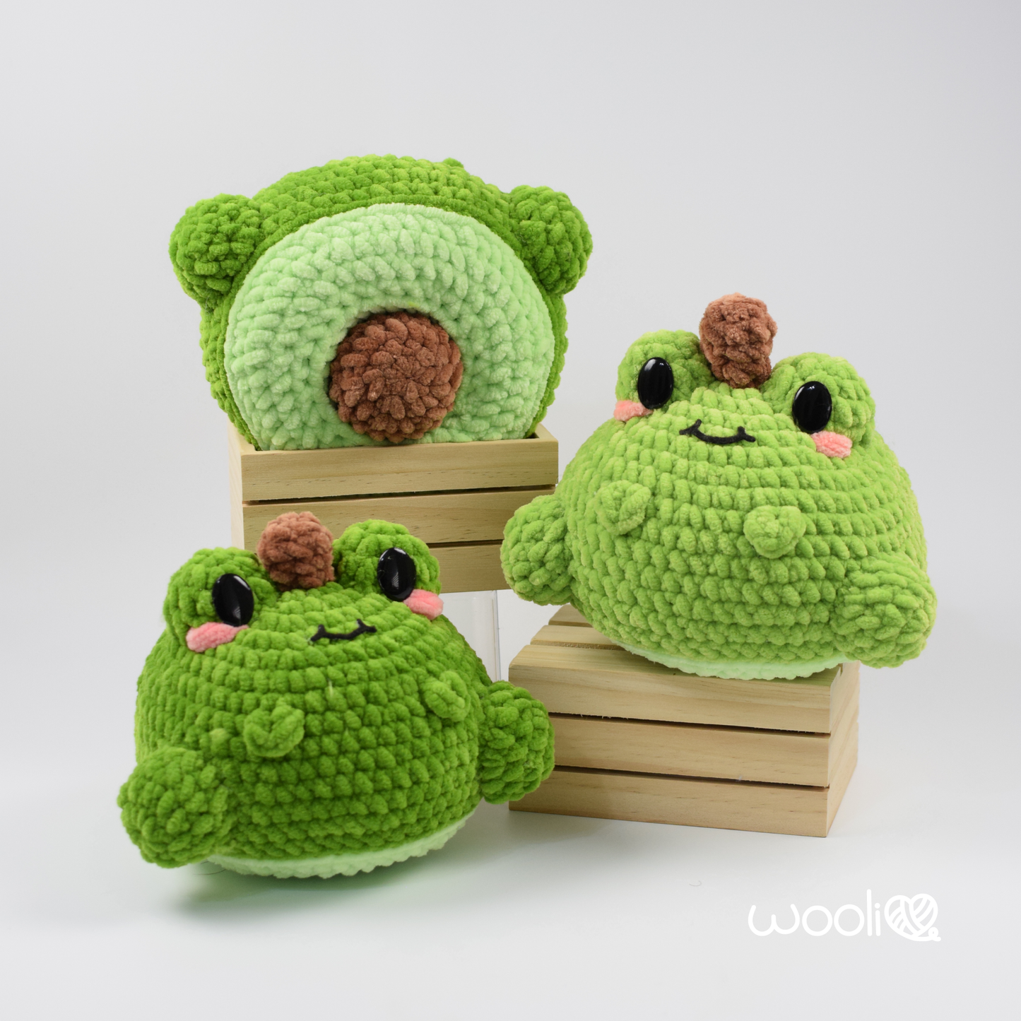 Afrogcado the Avocado Frog | PDF Amigurumi Pattern | English and Spanish