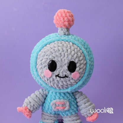 Orbit the Little Space Robot PDF Amigurumi Pattern | English and Spanish