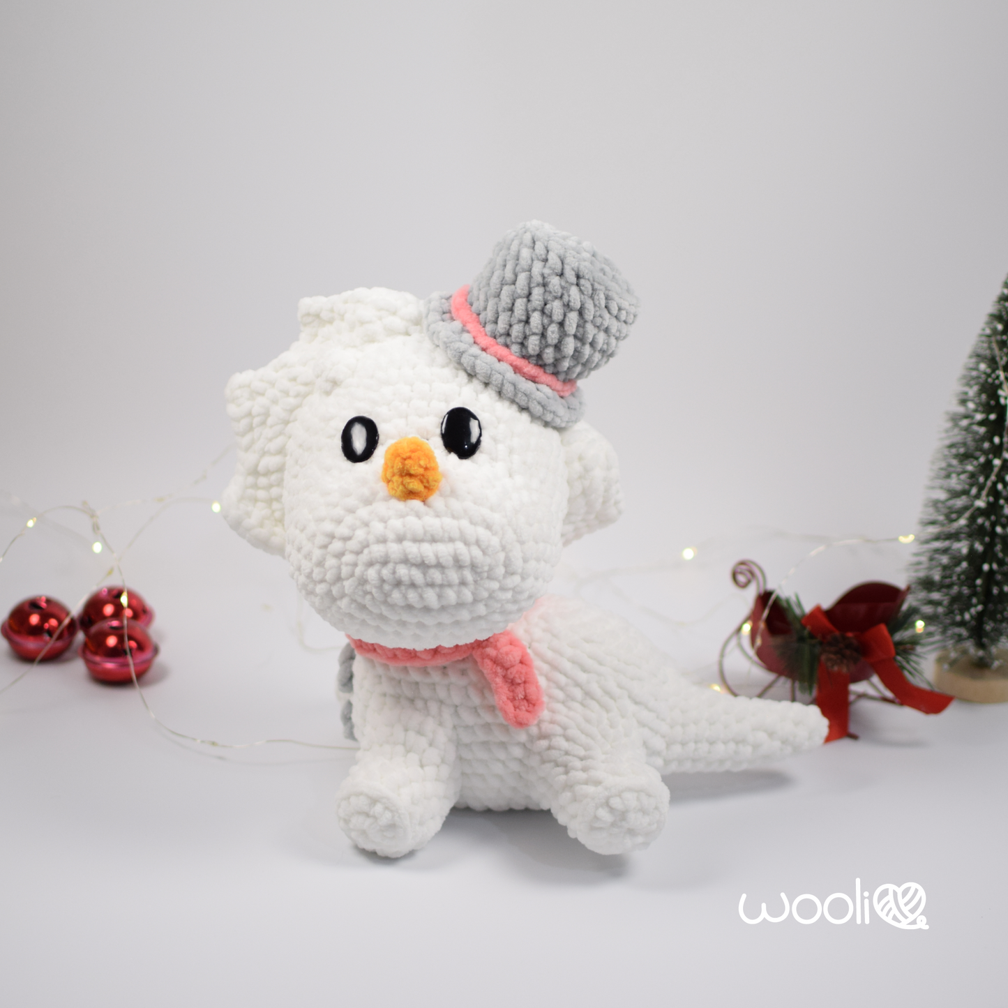 Snowsaurus PDF Amigurumi Pattern | English and Spanish