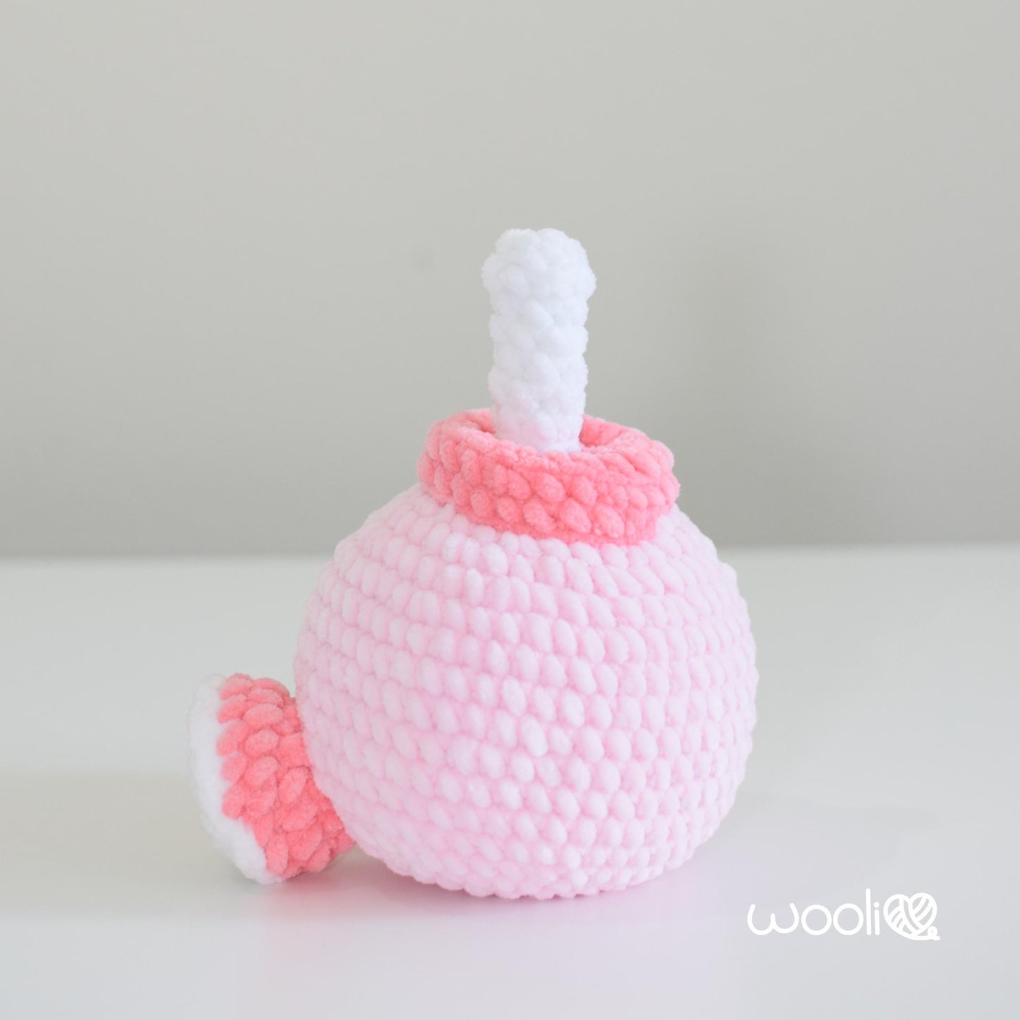 Baby Boomi the cute little Bomb PDF Amigurumi Pattern | English and Spanish