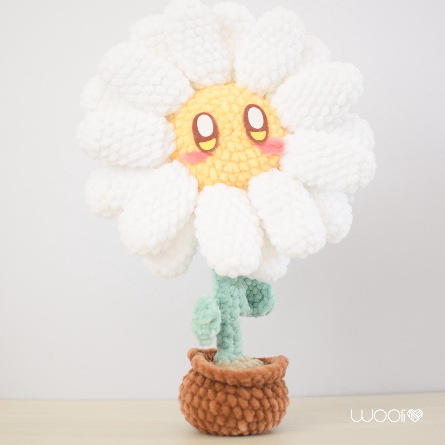 Danny the Daisy PDF Amigurumi Pattern | English and Spanish