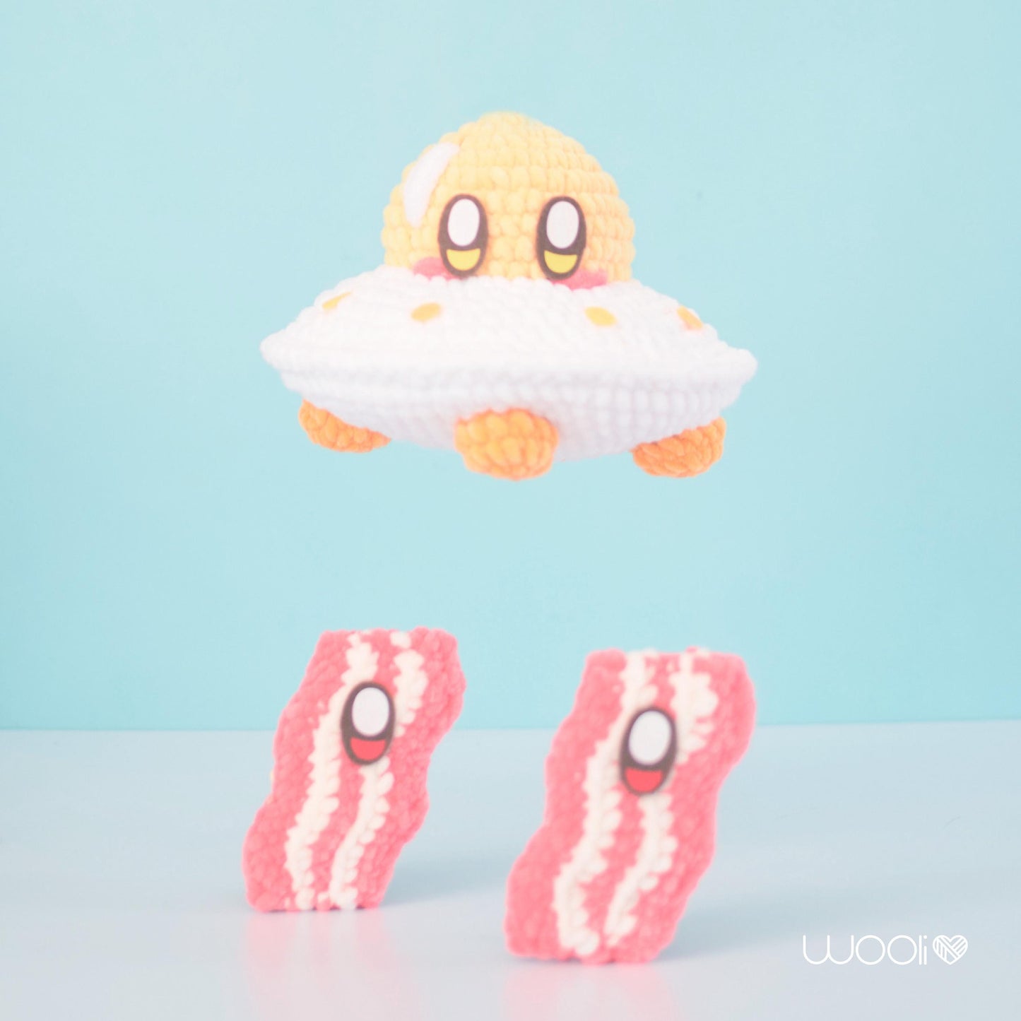 Eggy-1 UFO Egg and Bacon Alien PDF Amigurumi Pattern | English/Spanish