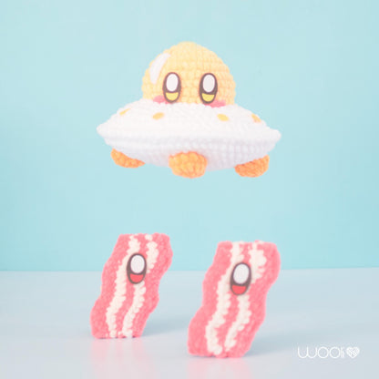 Eggy-1 UFO Egg and Bacon Alien PDF Amigurumi Pattern | English/Spanish