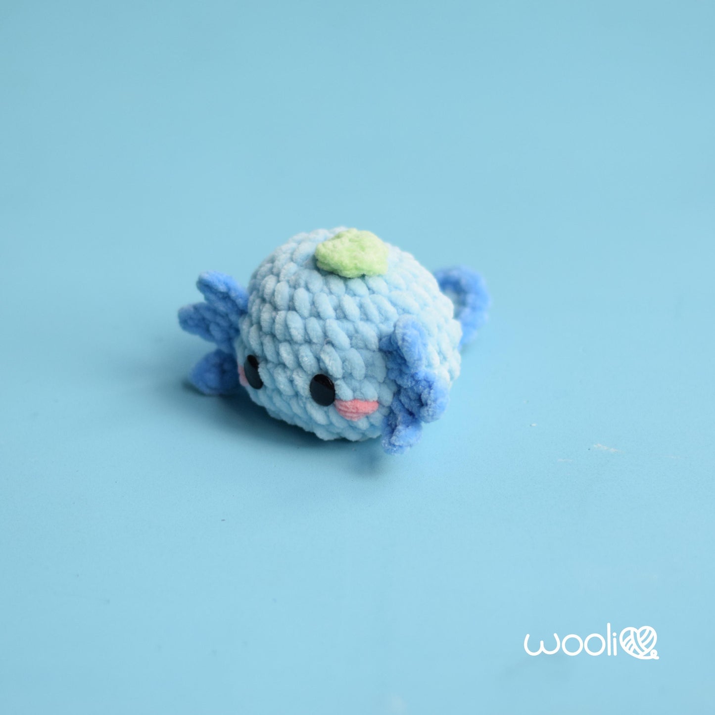 Mini Mochi the Mini Axolotl PDF Amigurumi Pattern | English and Spanish